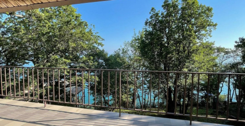 Бунгало с видом на море